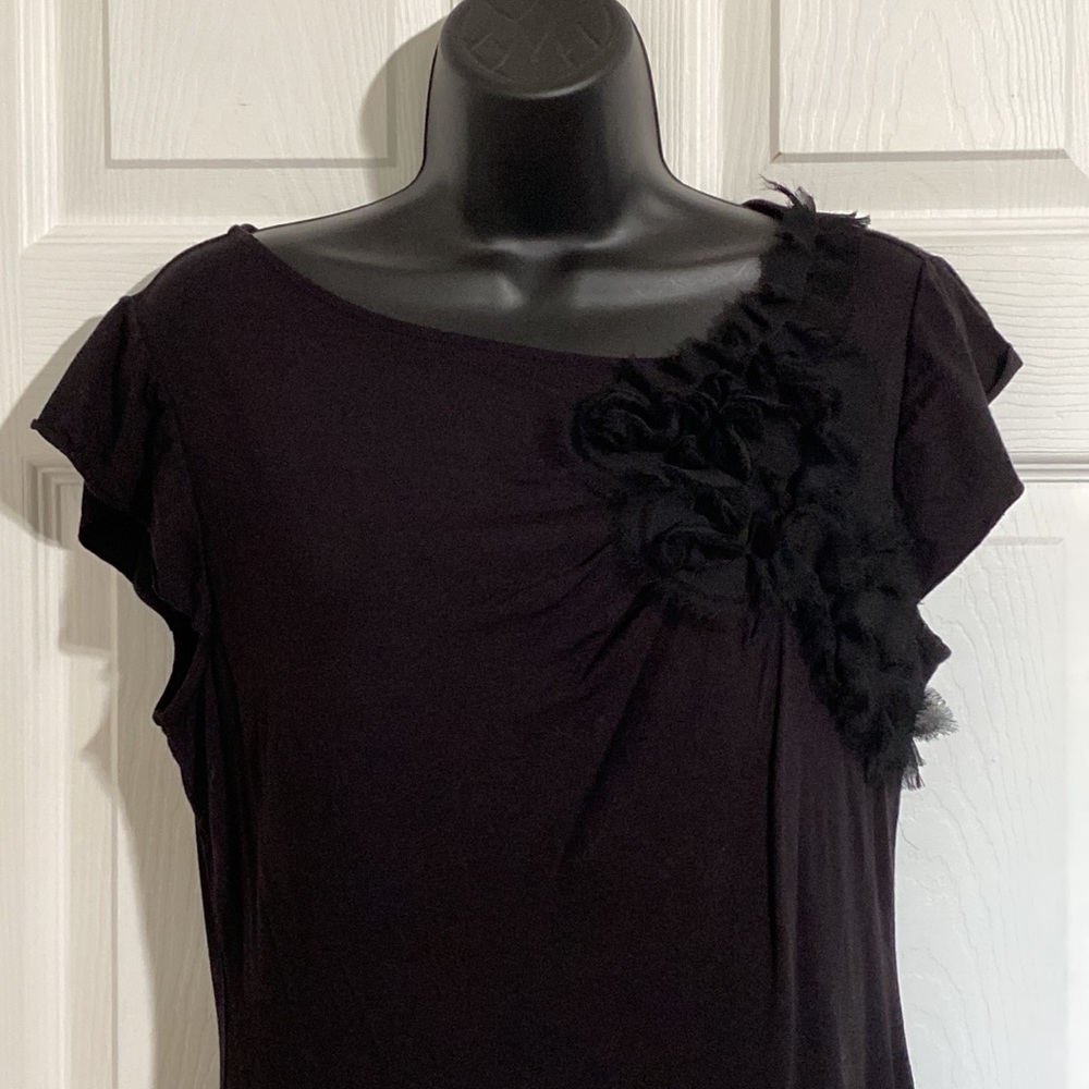 Tribal Black Short Sleeve Top With Ruffle Accents Sz M